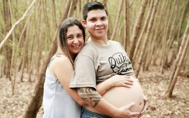 Frank Teixeira é um homem trans que engravidou com o método de inseminação artificial