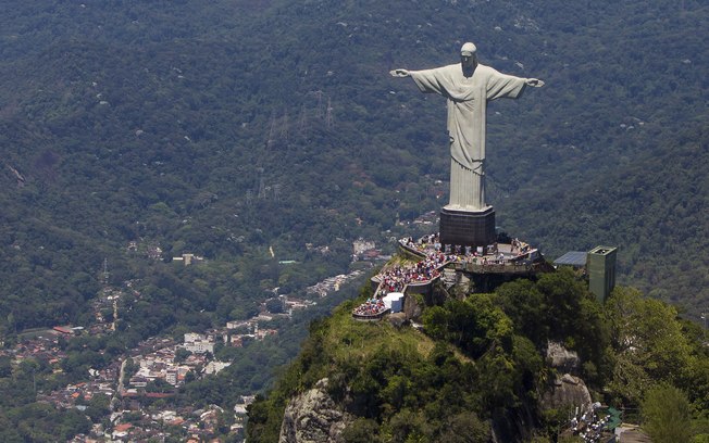 Quantas estátuas do Cristo Redentor existem pelo Brasil?