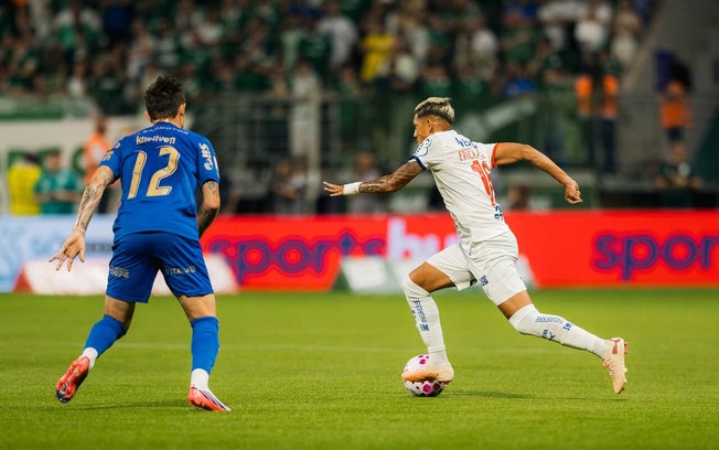 Palmeiras leva a melhor sobre o Bahia e esquenta disputa no Braisleirão Palmeiras leva a melhor sobre o Bahia e esquenta disputa no Braisleirão