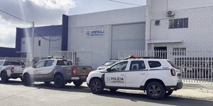 Homem morre após ser atingido por bobina de 600 kg no trabalho