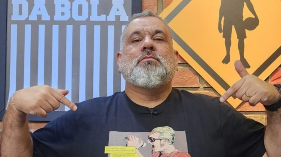 Apresentador Carlos Guimarães Apresentador Carlos Guimarães