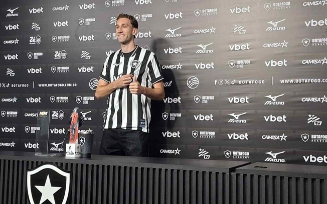 Chaves é o oitavo reforço confirmado pelo Botafogo nesta janela Chaves é o oitavo reforço confirmado pelo Botafogo nesta janela