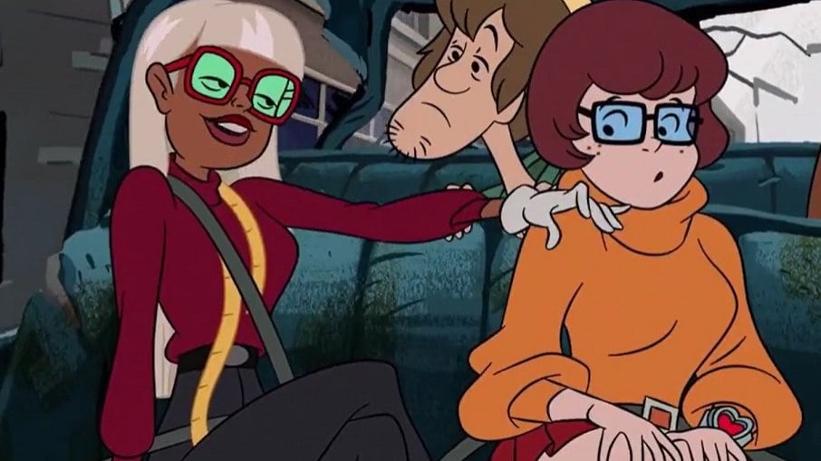 Velma e a figurinista Coco Diablo na animação 
