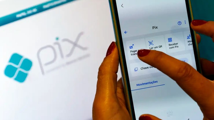 Jovem perde R$ 200 após transferência via Pix em São Carlos