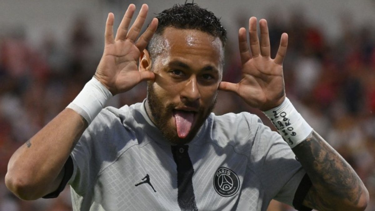 Neymar teve mudança de posição com novo técnico no PSG