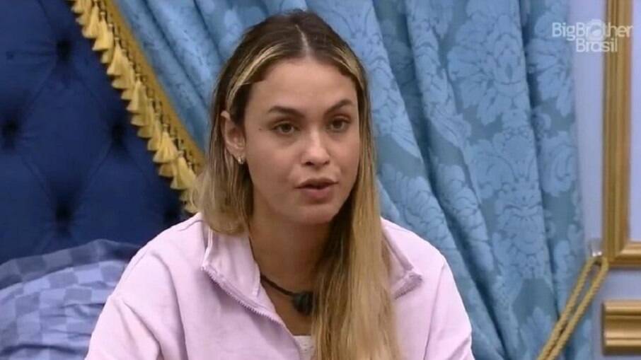 Sarah não quer opinar sobre política no 'BBB 21'