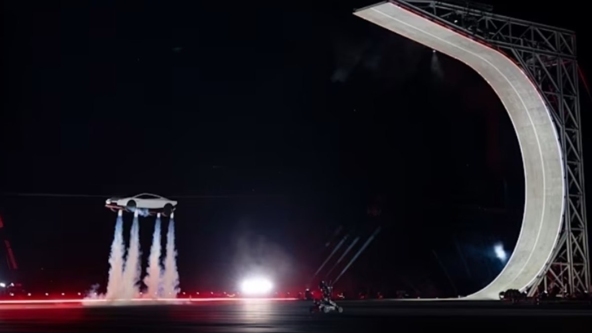 Tesla Roadster possui 10 válvulas de ar que fazem carro voar