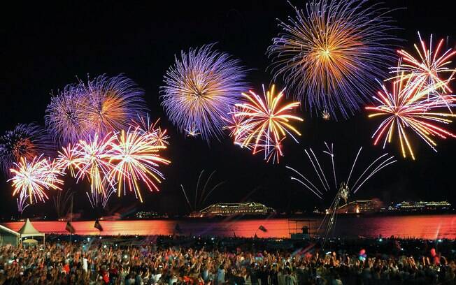 No Rio de Janeiro, a chegada do Ano Novo será na famosa praia de Copacabana; o Cristo Redentor também terá destaque