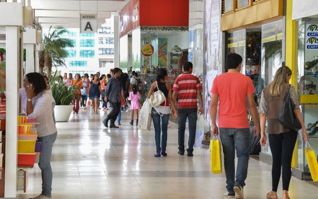 Dia dos Namorados: confira os direitos do consumidor na hora da troca ou devolução de presentes Dia dos Namorados: confira os direitos do consumidor na hora da troca ou devolução de presentes