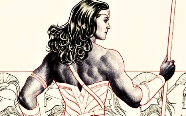 Mulher-Maravilha já foi proibida de usar traje assanhado por editor da DC