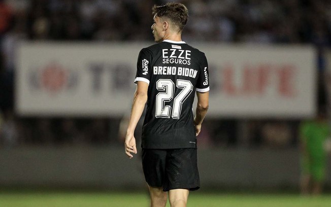 Breno Bidon perde espaço no time do Corinthians