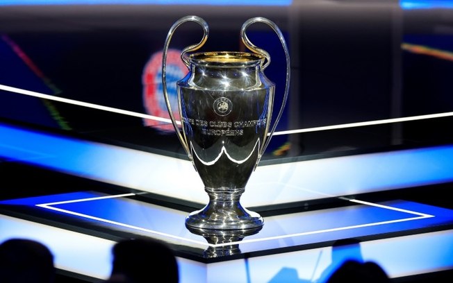 Com novo formato, Liga dos Campeões começa nesta terça-feira Com novo formato, Liga dos Campeões começa nesta terça-feira