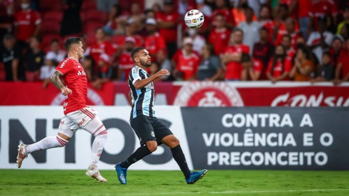 'A crise não é apenas técnica, mas moral', diz Rizek após cânticos racistas de torcedores do Grêmio