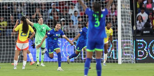Brasil vence a Colômbia e conquista mais uma Copa América Feminina