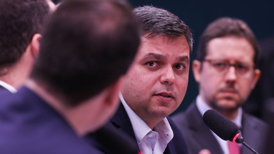 CEO da 123milhas, Ramiro Júlio Soares Madureira, durante depoimento na CPI das Pirâmides Financeiras