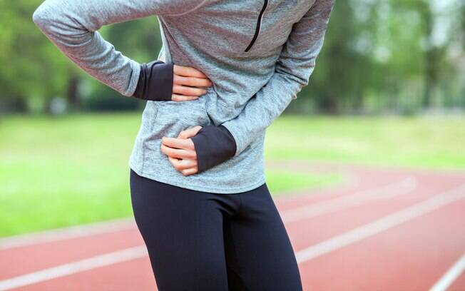 A dor na lateral da barriga durante a corrida - ou qualquer exercício - é resultado de respirar de forma errada