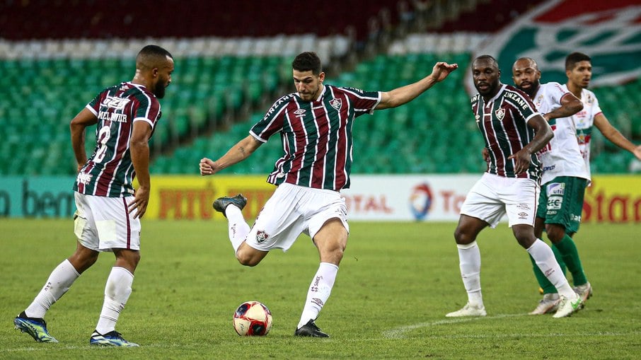 Nino é um dos destaques do Fluminense