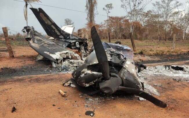 Avião que explodiu na fronteira da Bolívia com Mato Grosso, causando a morte do piloto