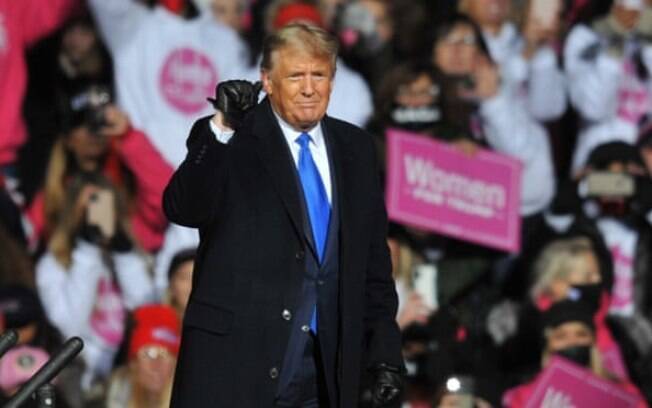 Donald Trump fez campanha em Omaha, Nebraska, na terça-feira (28)