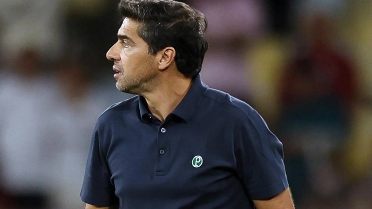 Abel desabafa sobre críticas após vitória do Palmeiras: “O futebol está doente”