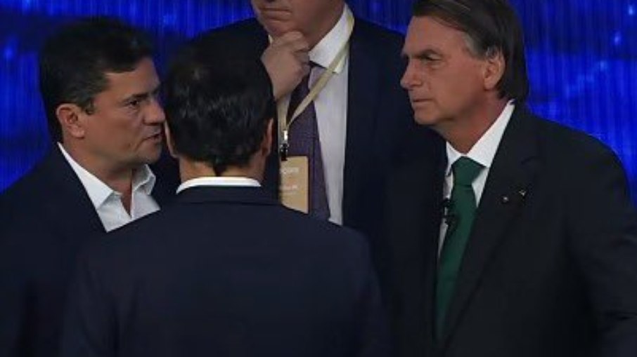 Moro e Deltan acompanham comitiva de Jair Bolsonaro no debate da Band