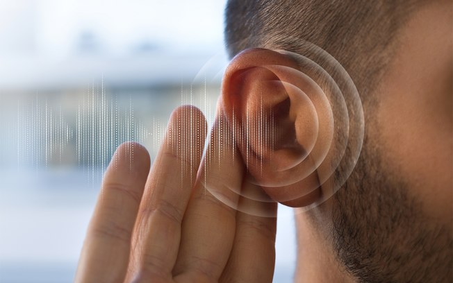 Mercado da audição cresce enquanto brasileiros escutam menos