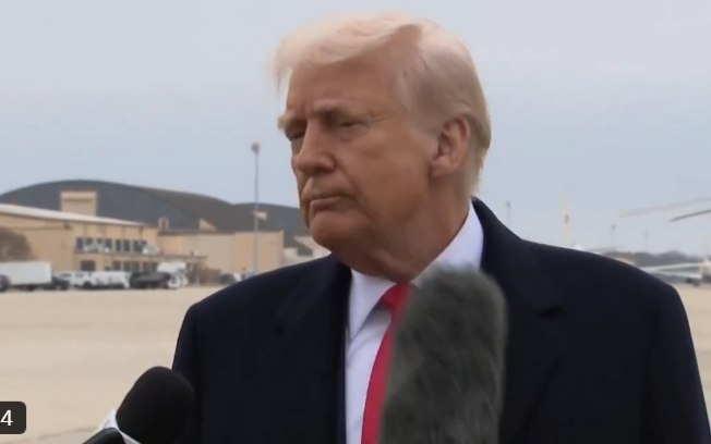 Trump diz que retaliação do Irã “foi fraca” Trump diz que retaliação do Irã “foi fraca”