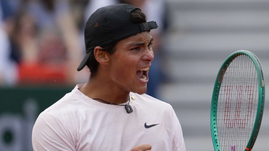 Quem é Guto Miguel? Campeão juvenil de Roland Garros e top-1