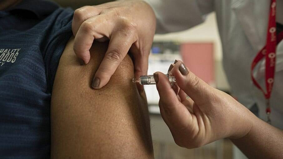 Covid: 6 capitais estão com aplicação da 1ª dose da vacina suspensa nesta quarta