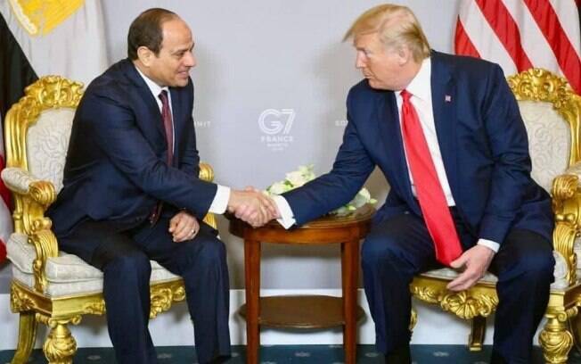 Presidente do Egito, Abdel-Fatah al-Sisi com o presidente dos EUA, Donald Trump, em agosto deste ano