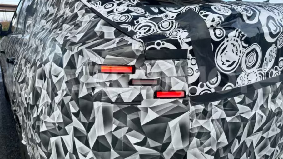 Novo Fiat Fastback flagrado na Italia