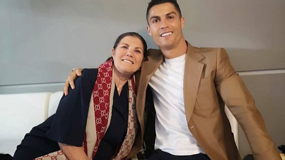 Cristiano Ronaldo com a sua mãe, Dolores Aveiro