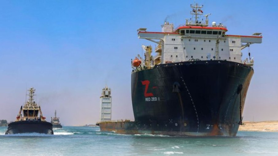 Navio Red Zed I, no Canal de Suez Navio Red Zed I, no Canal de Suez