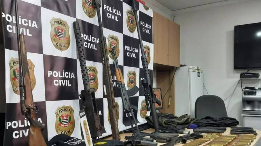 Armas foram apreendidas em sítio localizado no interior de São Paulo