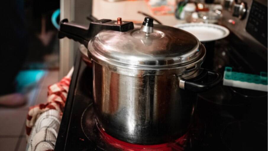 Veja receitas de macarrão na panela de pressão prontas em até 20 minutos