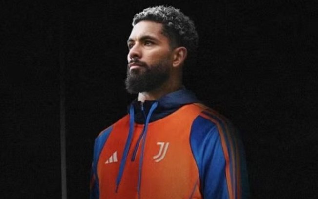 Douglas Luiz tem encontrado poucas oportunidades com o técnico Thiago Motta na Juventus