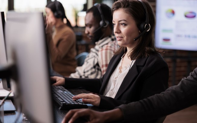 Mulheres representam 70% dos profissionais de contact center