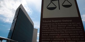 TSE cria conselho para monitorar desinformação e IA nas eleições
