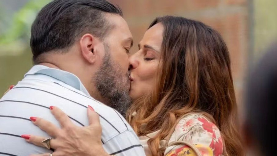Belo e Viviane Araújo em Três Graças, da TV Globo