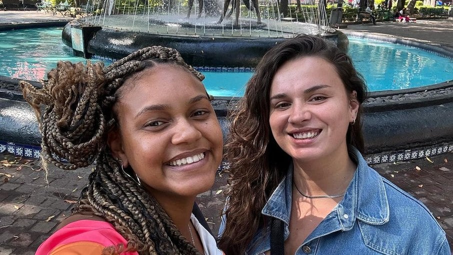 Jessi Alves e a namorada, Sté Frick, em viagem ao México