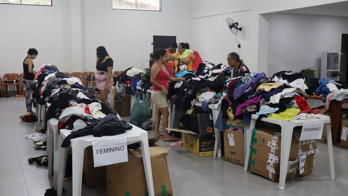 Moradores do bairro Capela participam do Varal Solidário, em Vinhedo