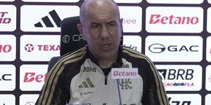 Vexame? Jardim detalha pressão após queda na Copa do Brasil