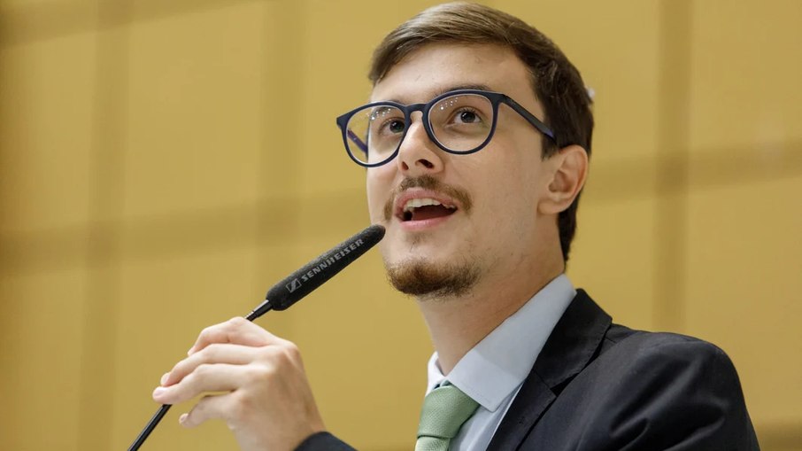 Deputado Guilherme Cortez apresenta Projeto de Lei para punir ‘cura gay’