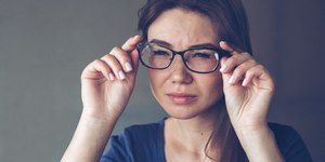 6 sintomas que podem indicar problemas de visão