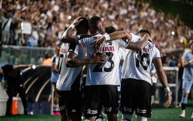 Vasco terá que se reforçar para ter uma Brasileirão mais tranquilo que o de 2023