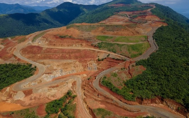 Vista área de uma mina de níquel na Guatemala