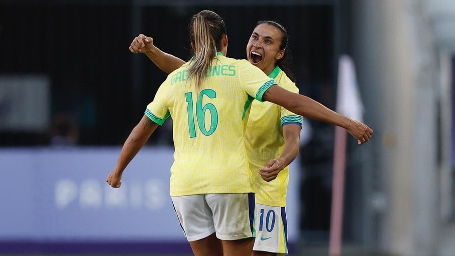 Brasil estreou com vitória no futebol feminino 
