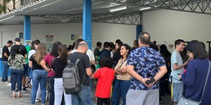 Vacina do sarampo: filas passam de uma hora com novos casos em SP
