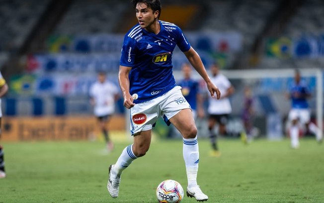 Cruzeiro negocia retorno do atacante Marcelo Moreno