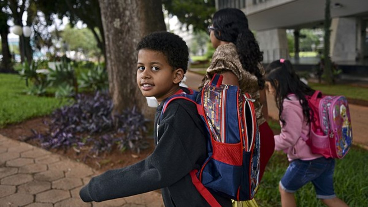 eajustes nas mensalidades escolares podem chegar a 10% em 2024